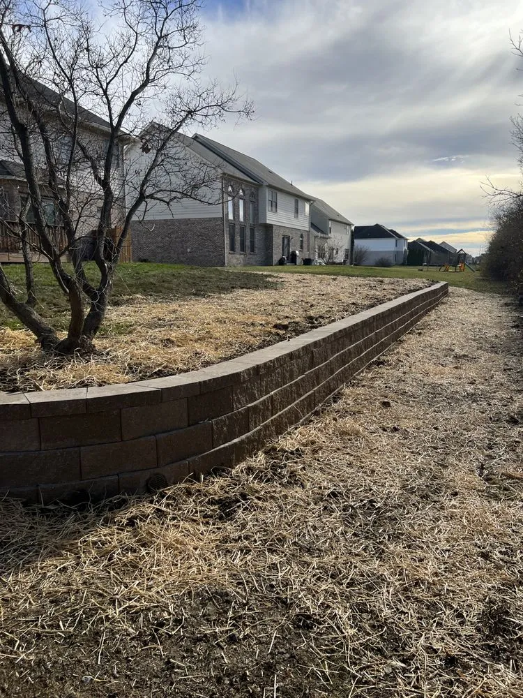 Local lawn care service near you in Indianapolis, IN by Riverside Lawn and Landscape