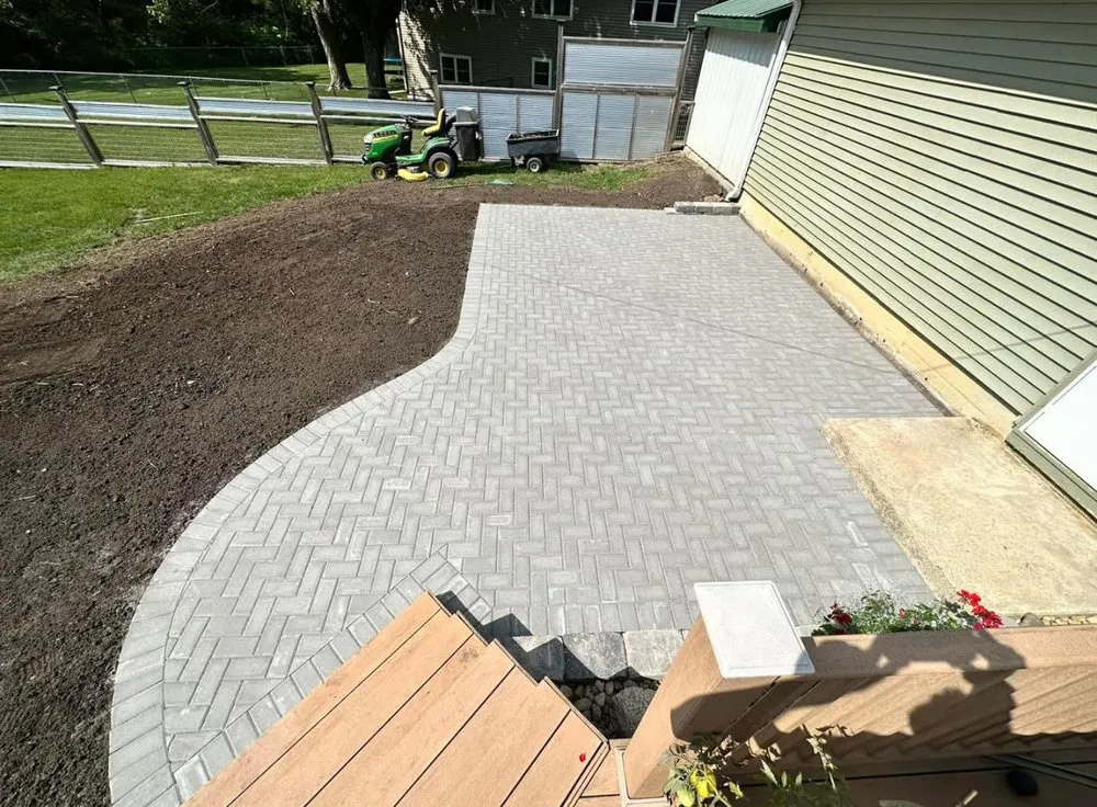Affordable garden landscaping for beautiful yards in Charles City, IA by Riverstone Landscaping
