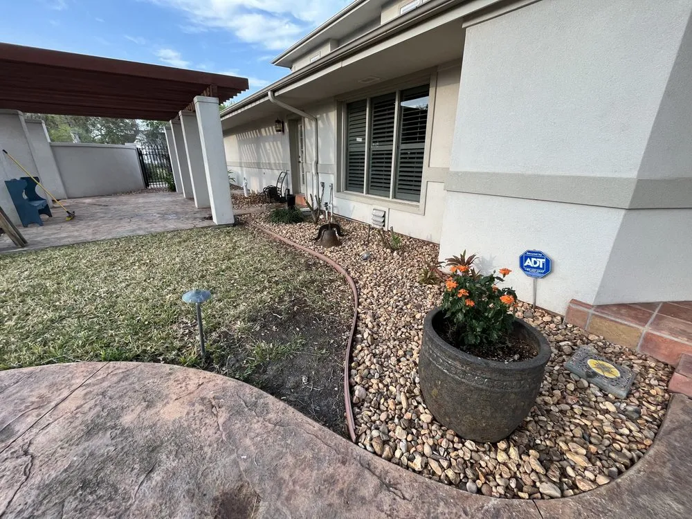 Custom landscape design in Corpus Christi, TX by Riverstone Landscaping