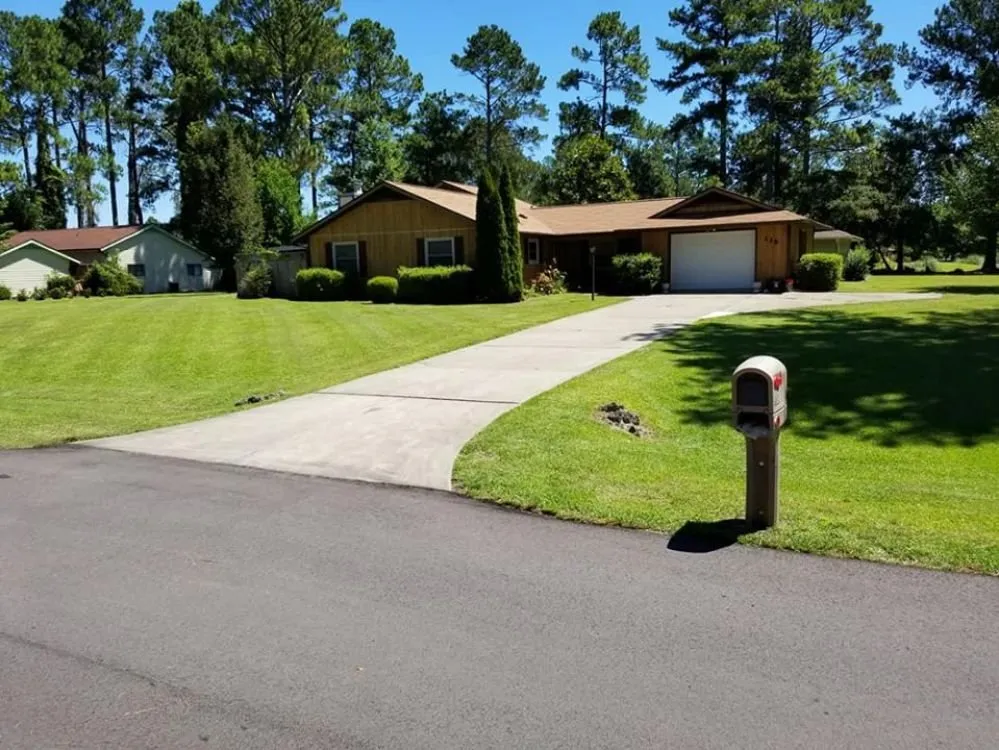 Local outdoor landscaping near you in New Bern, NC by Rivertide Yard Pro