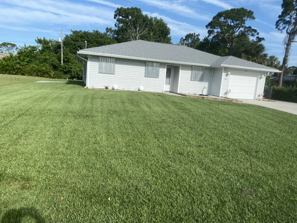 Affordable landscape design near you in Sebastian, FL by Riverview Lawn Maintenance