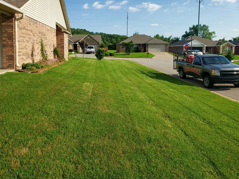 Affordable lawn care service experts serving Van Buren, AR - Riverview Turfworks