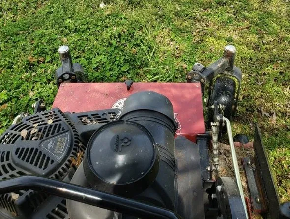 Affordable lawn mowing service for year-round maintenance in Van Buren, AR by Riverview Turfworks