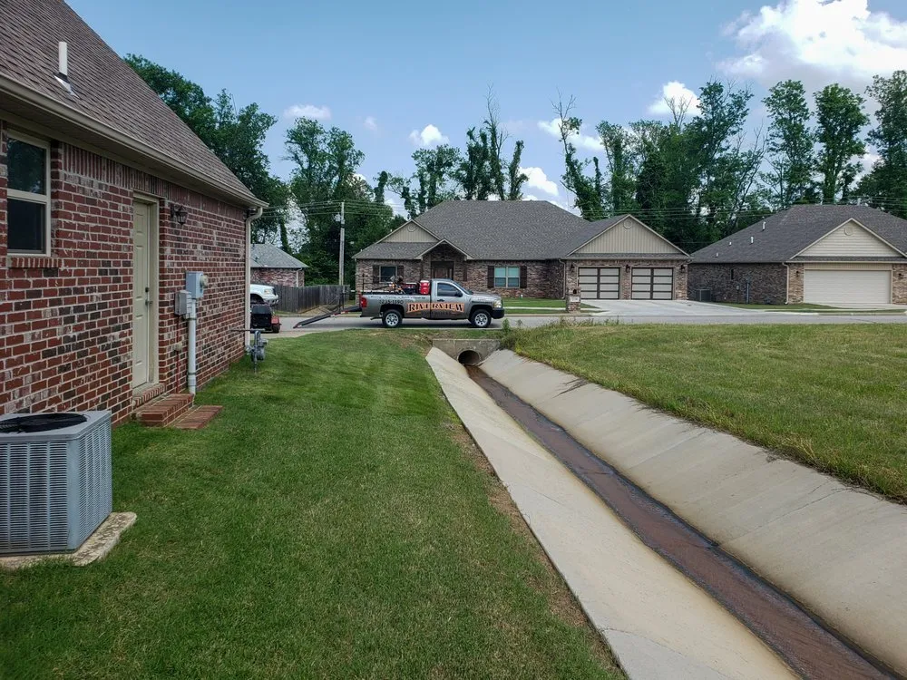 Reliable yard cleanup service in Van Buren, AR - Riverview Turfworks