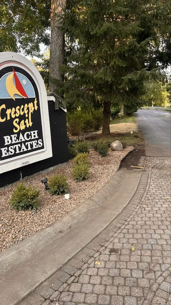 Affordable garden landscaping experts serving Fenton, MI - Riverway Outdoor Solutions