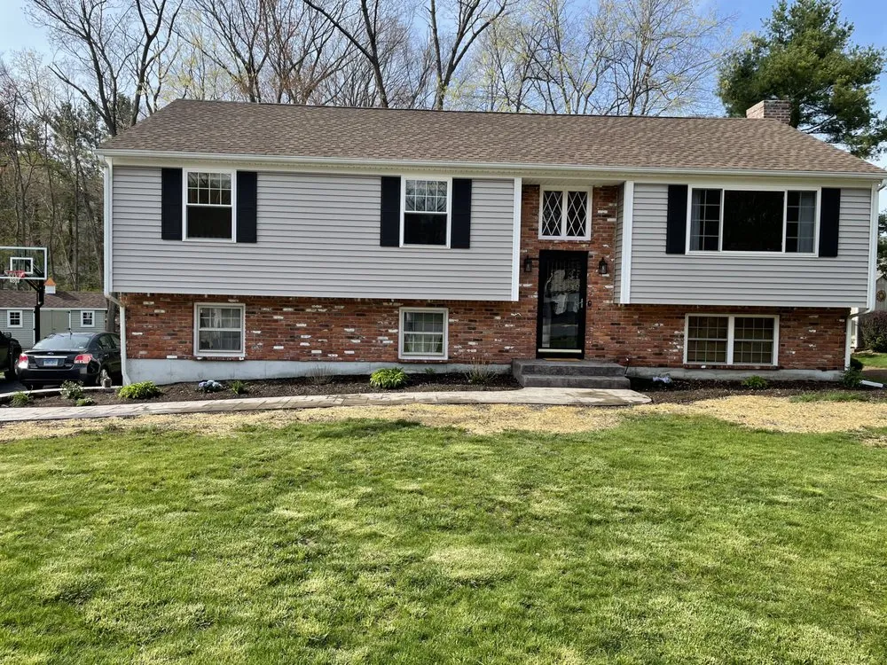 Professional lawn care service for beautiful yards in Cheshire, CT by Riverwood Groundskeeping