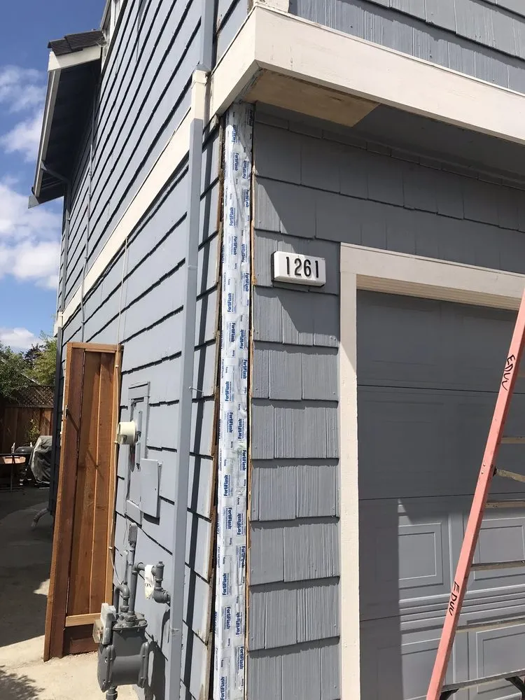 Local yard cleanup service in West Menlo Park, CA by Riverz Pro Green Landscaping