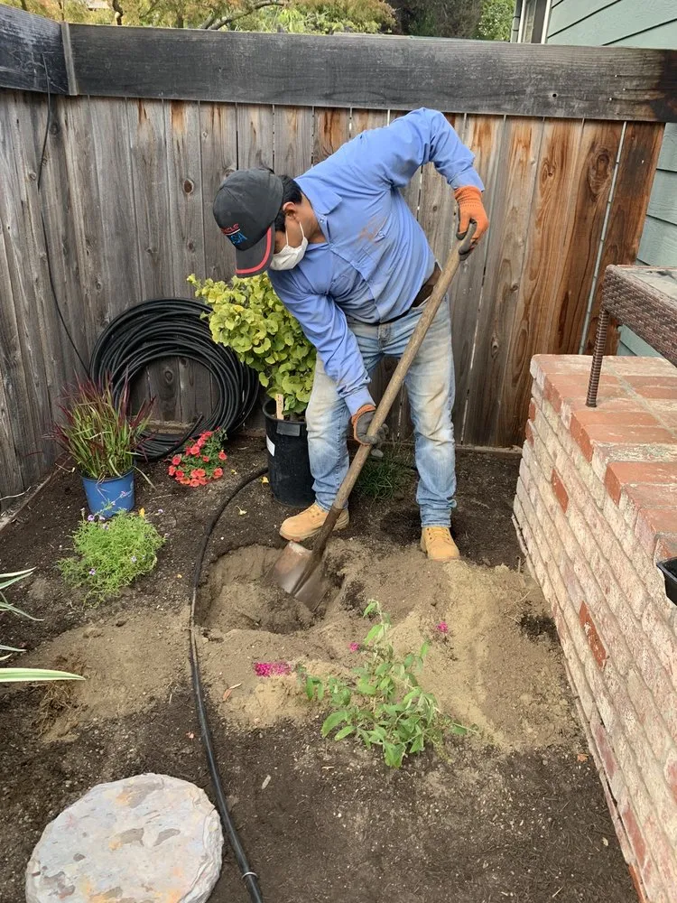 Trusted landscaping services experts serving West Menlo Park, CA - Riverz Pro Green Landscaping