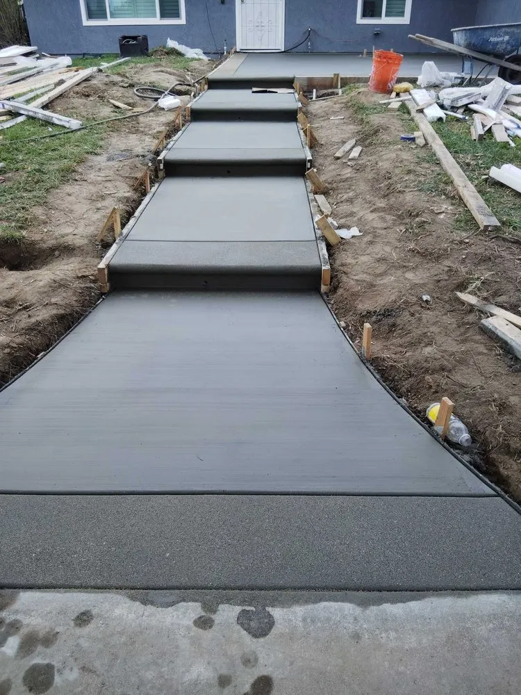 Top-rated lawn mowing service experts serving Westminster, CA - RIVO Landscaping