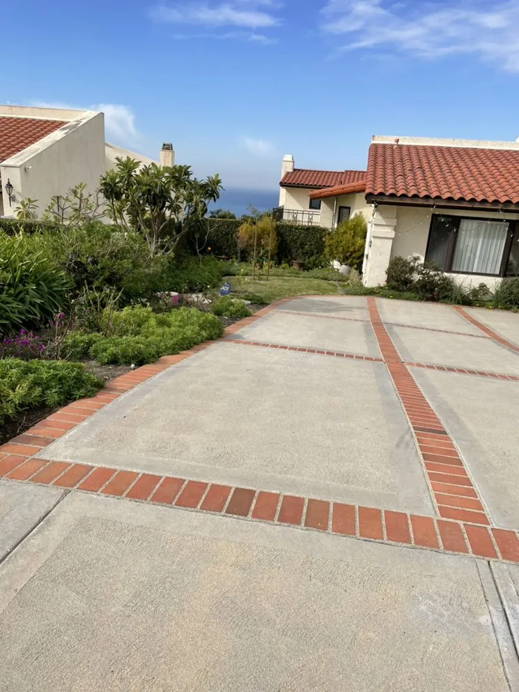 Local yard maintenance in Azusa, CA by Rizo's Landscaping