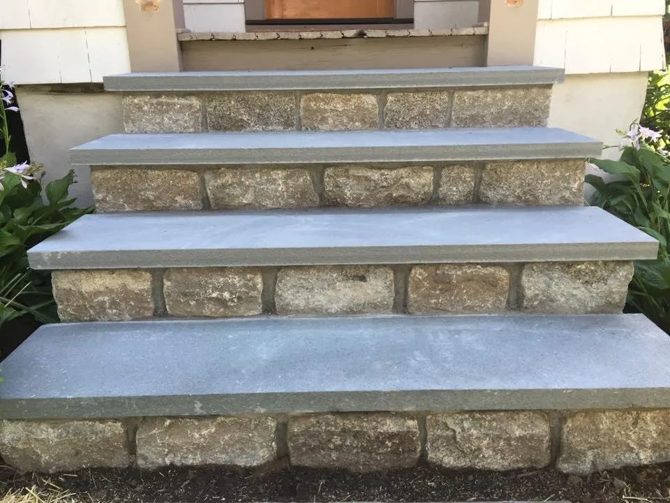 Expert yard cleanup service in Weston, CT - Rizzo Masonry and Landscaping