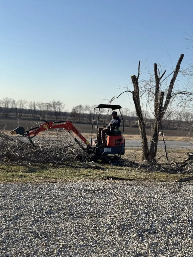 Local residential landscaping for homes in Chillicothe, MO by RJ Enterprises