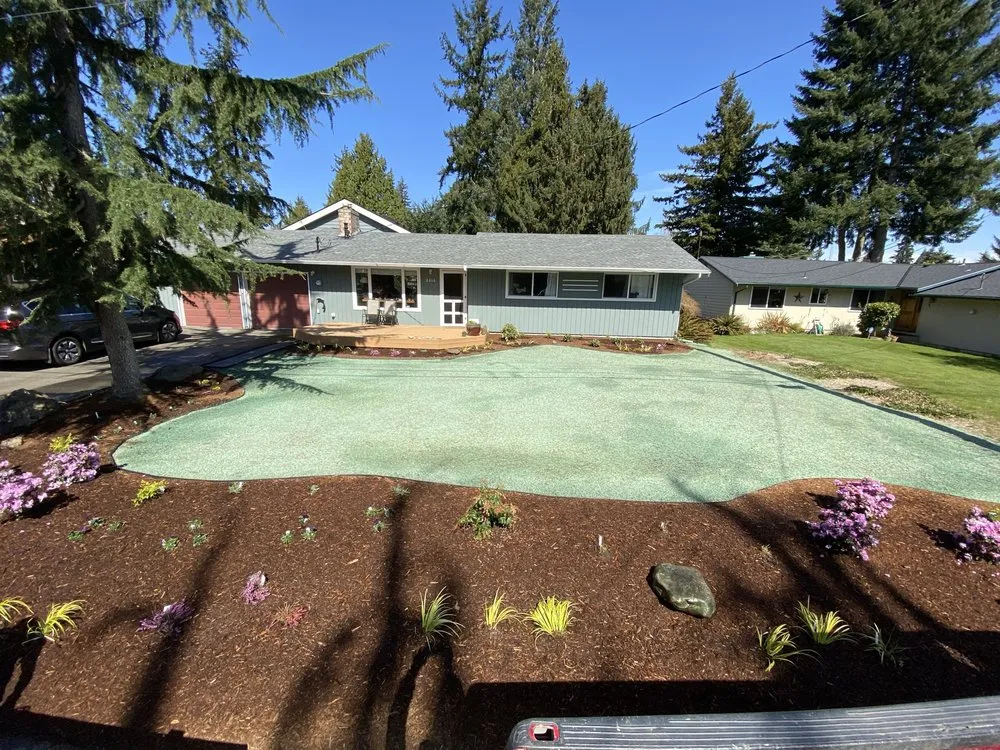 Reliable landscape design in Woodinville, WA - R&J hardscape and maintenance