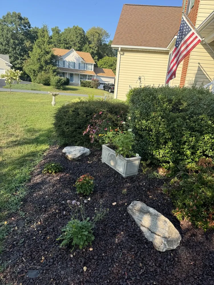 Expert outdoor landscaping experts serving Fredericksburg, VA - R&J Improvements