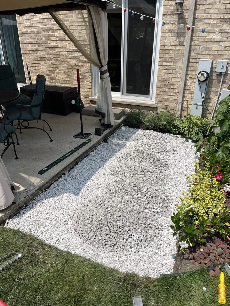 Custom landscape design for year-round maintenance in Frankfort, IL by RJ Landscape & Lawn Maintenance