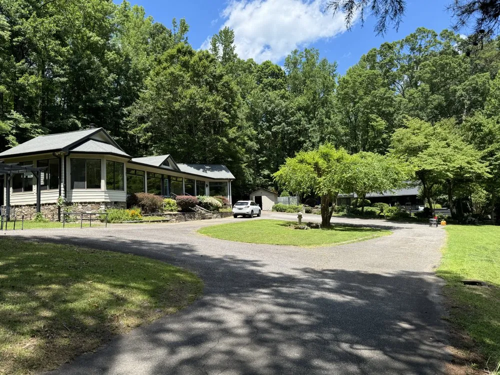 Trusted yard cleanup service in Flat Rock, NC - R&J Landscape and Development