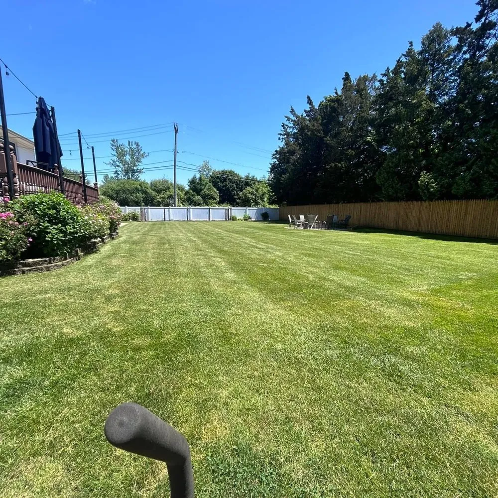 Custom yard maintenance in East Haven, CT - R&J Landscaping