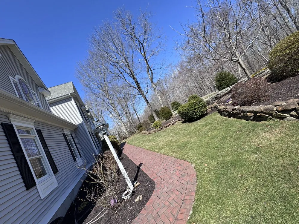Expert garden landscaping near you across East Haven, CT - R&J Landscaping