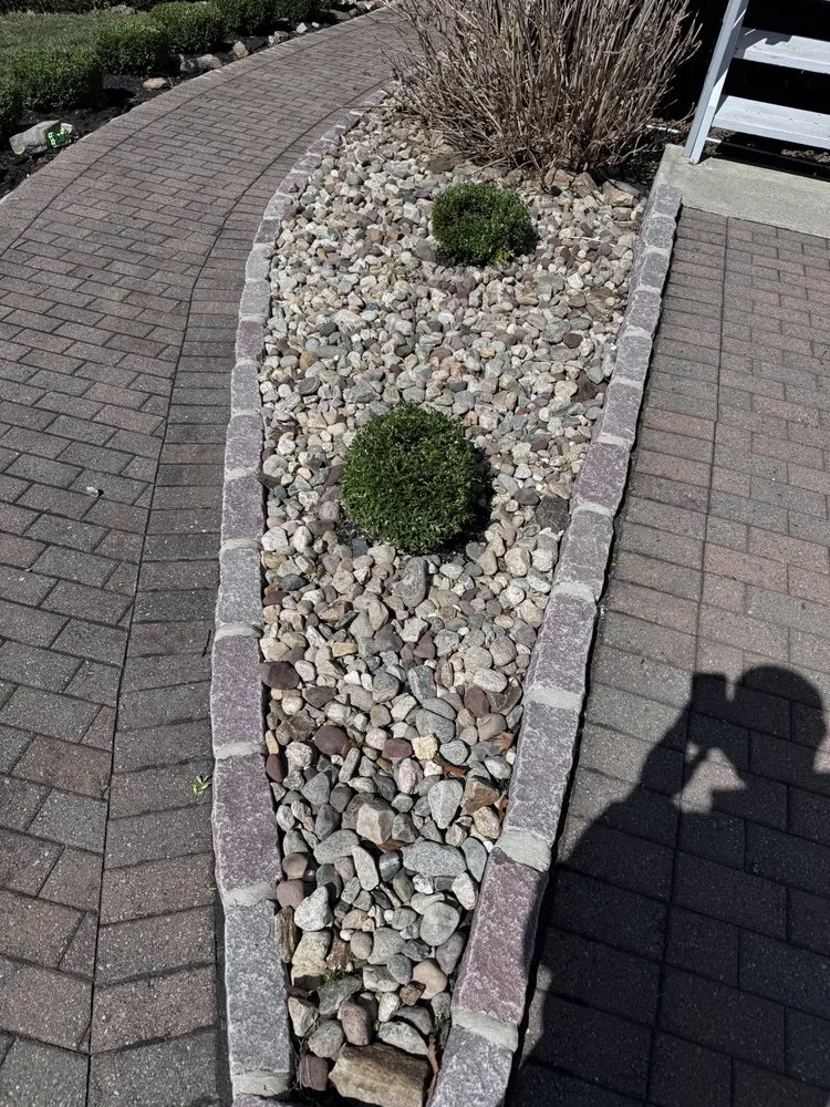 Trusted yard cleanup service in East Haven, CT - R&J Landscaping