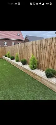 R&J Landscaping Logo