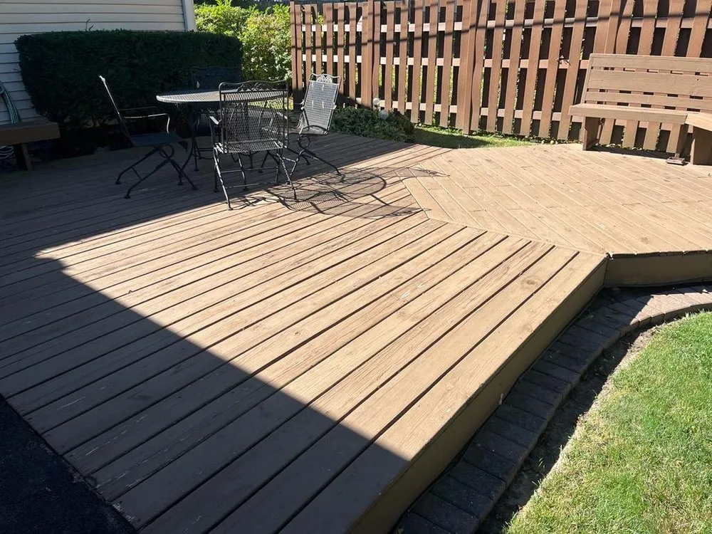 Top-rated landscaping services in Muscatine, IA - R&J Lawn Care and Cleaning