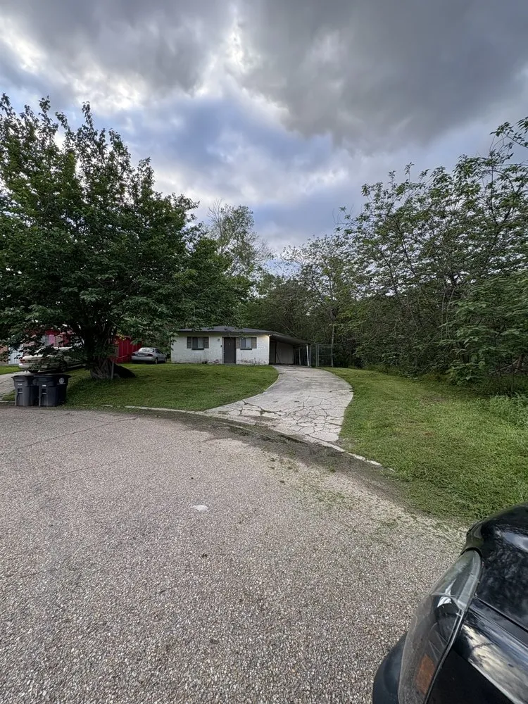 Affordable landscaping services in Port Allen, LA - Rj Lawn Care