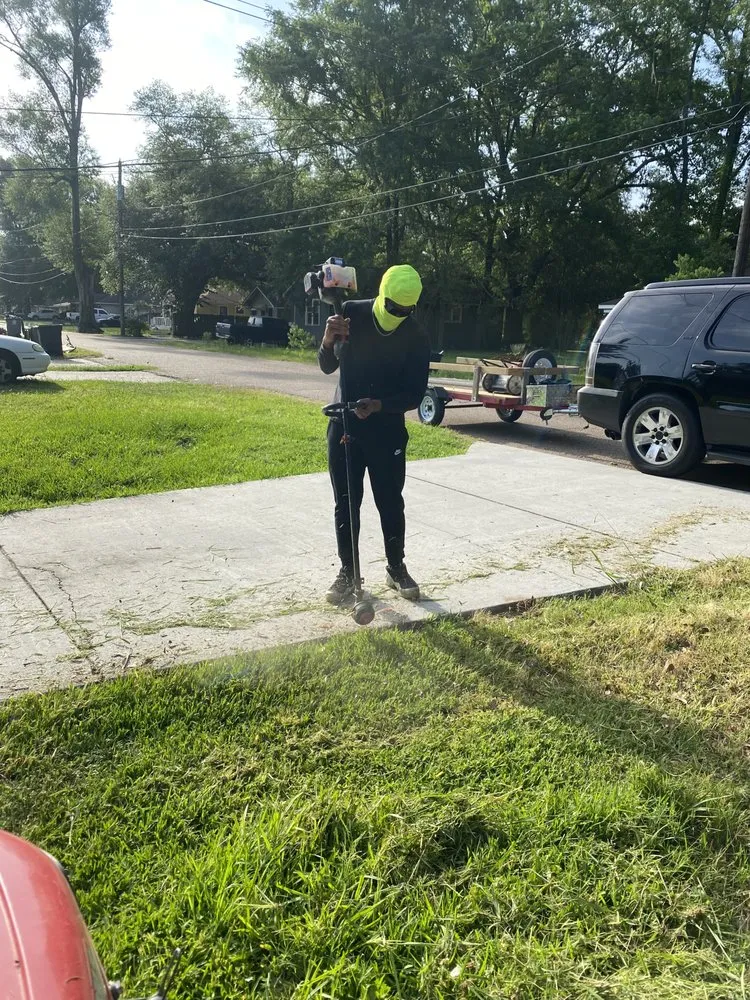 Local garden landscaping with custom design across Port Allen, LA - Rj Lawn Care