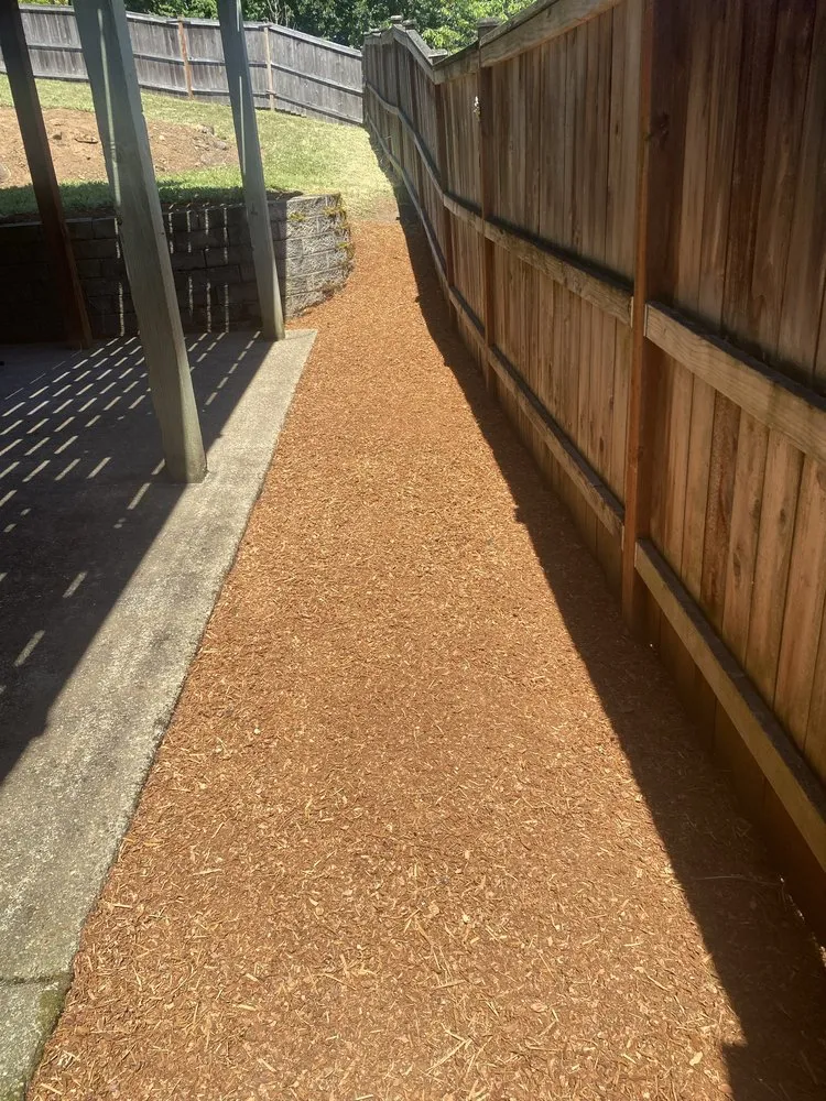 Trusted lawn care service in Salem, OR by R&J Lawn Maintenance