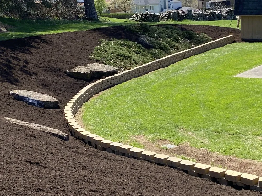 Trusted garden landscaping in Midland, PA - R&J Lawn service