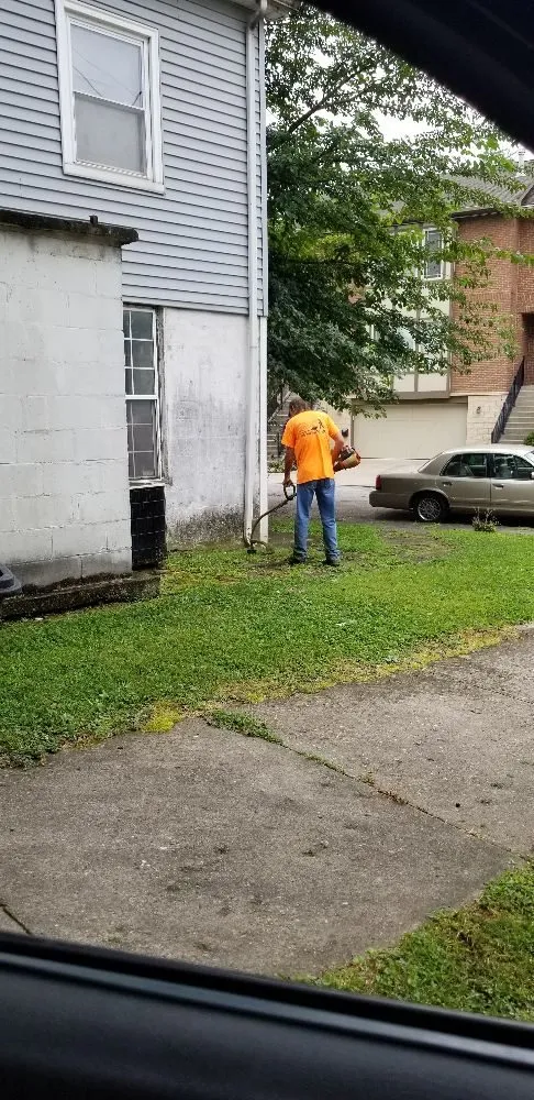 Trusted landscape installation for beautiful yards across Dayton, KY - RJ Lawns