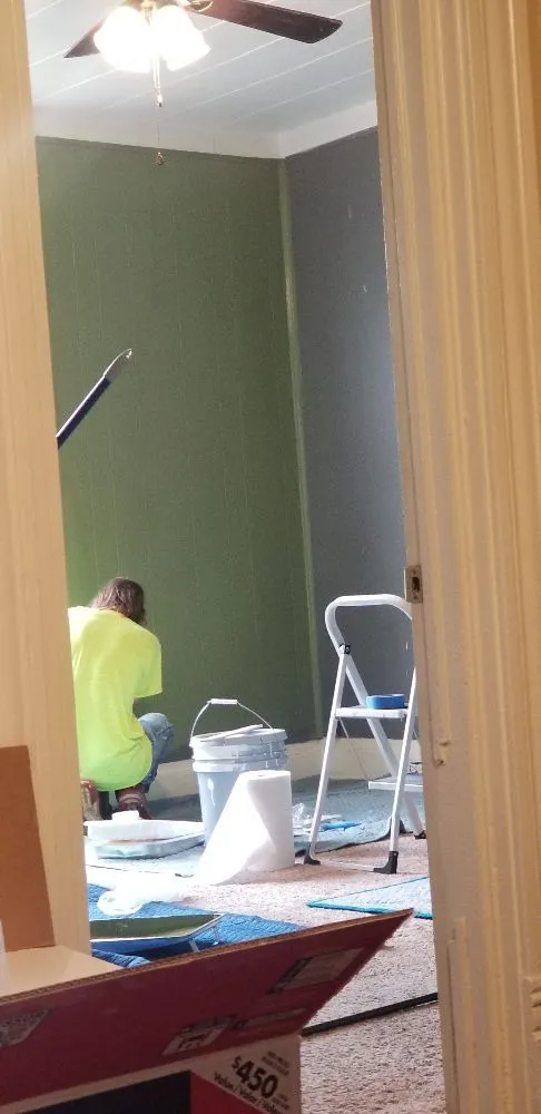 Local yard cleanup service for beautiful yards in Dayton, KY by RJ Lawns