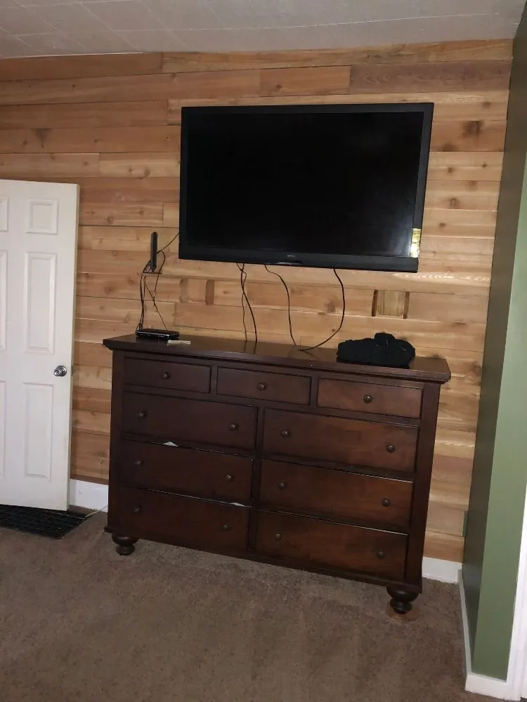 Top-rated yard cleanup service in Dayton, KY by RJ Lawns