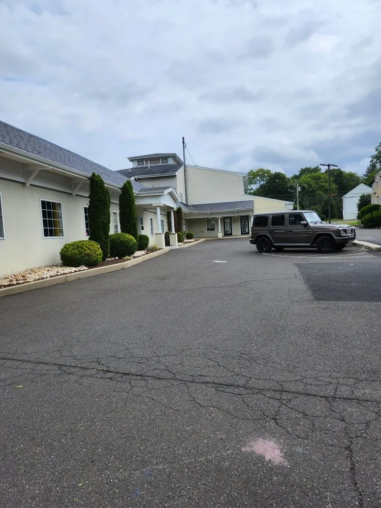 Expert yard maintenance with custom design in Bensalem, PA by RJ Resolutions