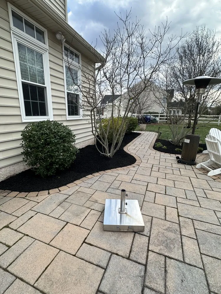 Local yard cleanup service in Conshohocken, PA - RJL Property Services