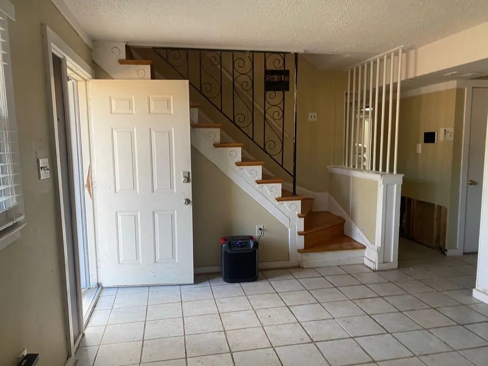 Local yard cleanup service near you across Baltimore, MD - RJM General Contractor & Landscaping