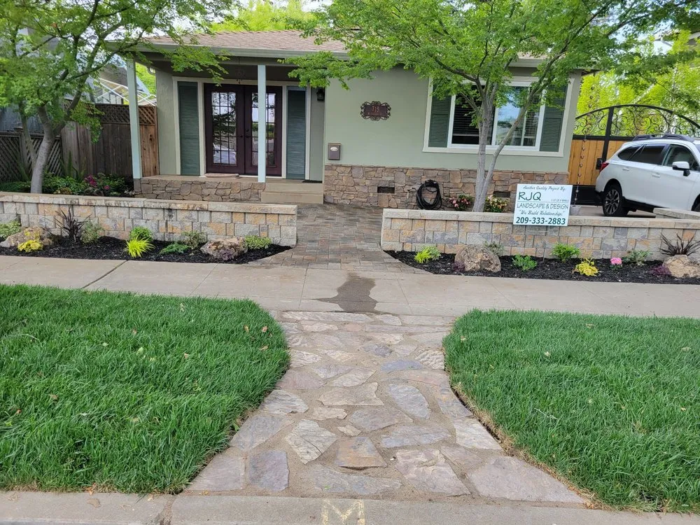 Professional yard maintenance in Lodi, CA by RJQ Landscape and Design