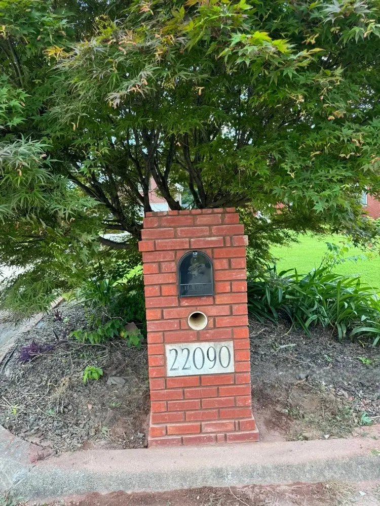 Top-rated lawn care service in Chattanooga, TN - RJR Landscaping & Trees & Lawn Care