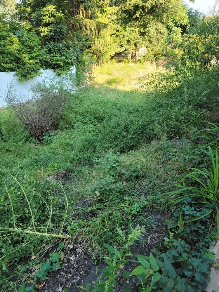 Local residential landscaping in Carlisle, PA by RJR Landscaping