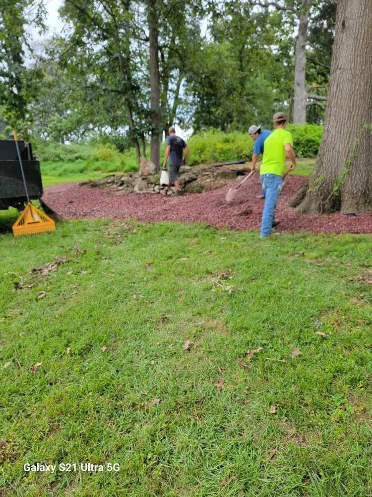 Professional yard maintenance in Carlisle, PA - RJR Landscaping