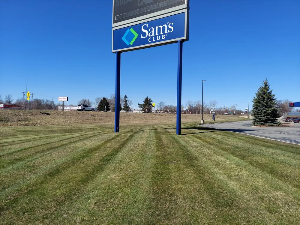 Expert yard maintenance in Marysville, MI - RJR Lawn Services