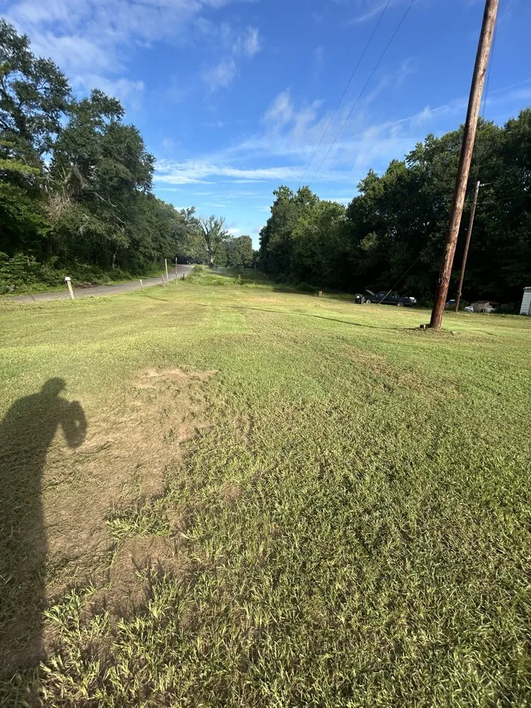 Affordable yard maintenance for homes across Tyler, TX - Rjs Landscape & Pressure Washing