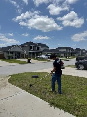 RJ'S Landscaping Logo