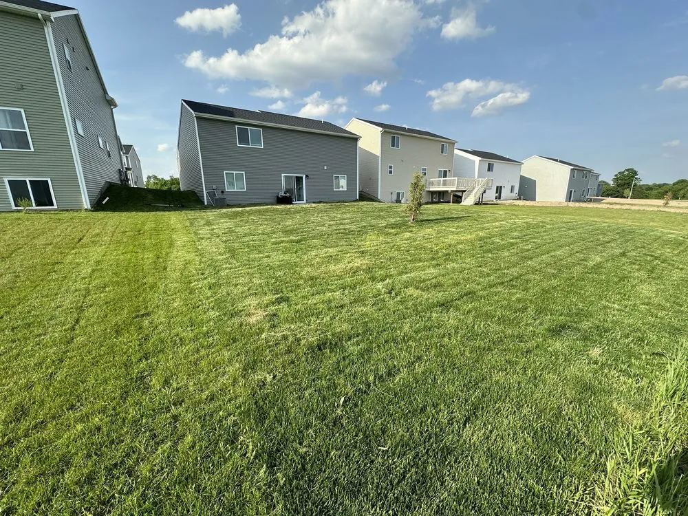 Top-rated residential landscaping in Grand Rapids, MI by RJ’s Landscaping