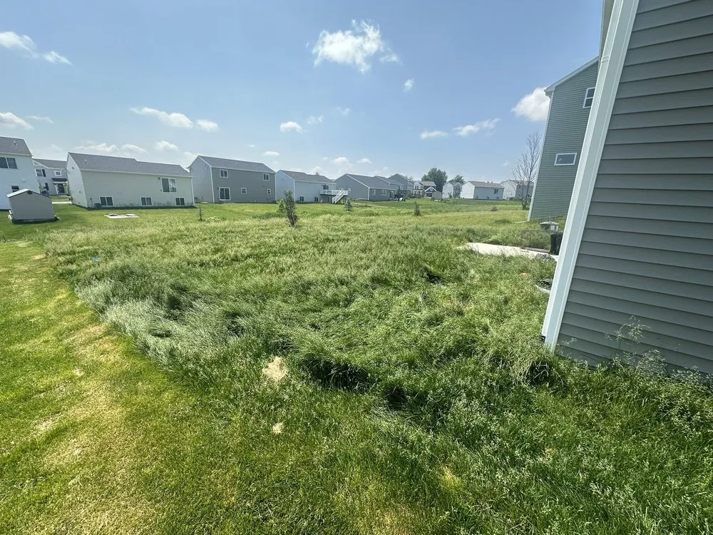 Professional garden landscaping in Grand Rapids, MI by RJ’s Landscaping