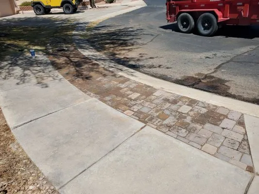 RJs Landscaping Logo