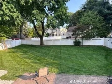 Top-rated lawn mowing service in Mercerville, NJ by RJ’s Lawn & Landscape