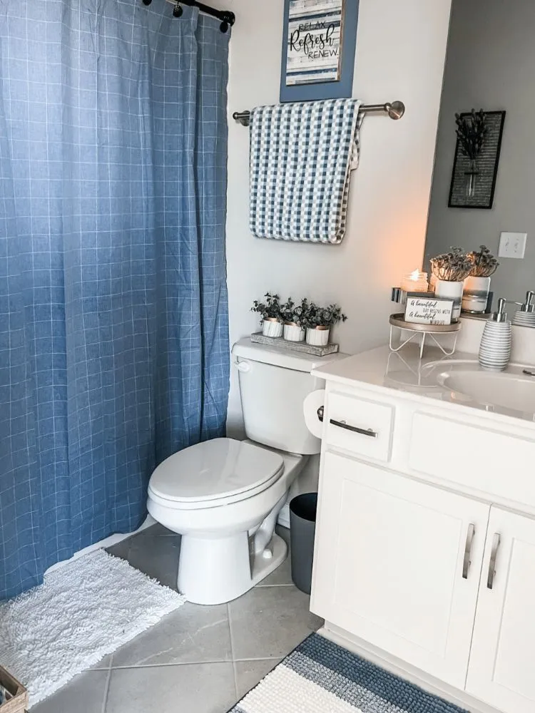 Expert yard maintenance in Covington, KY by RJs Lawn Care & Power Washing services