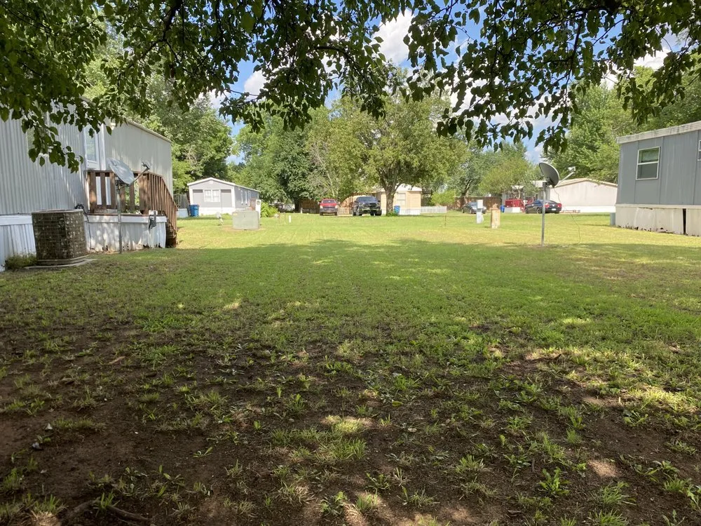 Reliable lawn care service in Oklahoma City, OK by RJ’s Mowing and Lawn Care