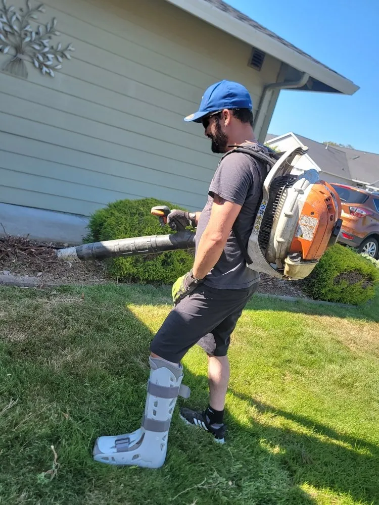 Expert yard maintenance for year-round maintenance in Portland, OR by R&K Landscaping