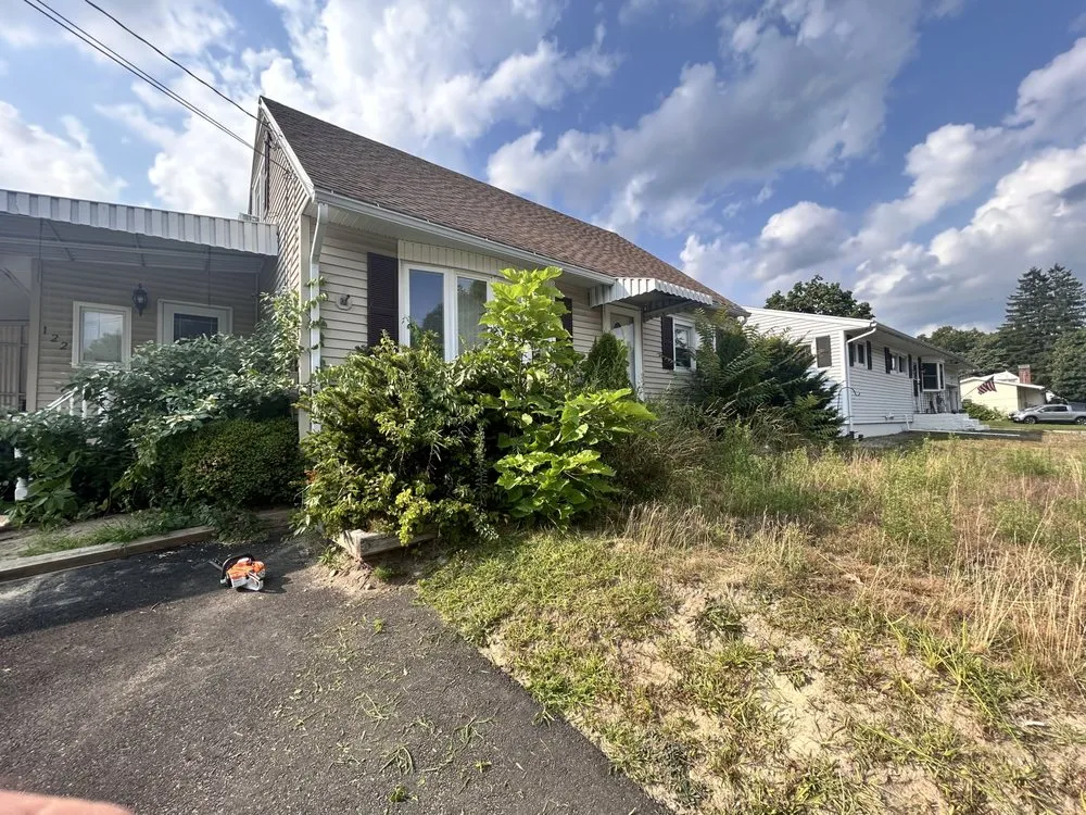 Affordable garden landscaping in Weare, NH by RK OutDoor Services